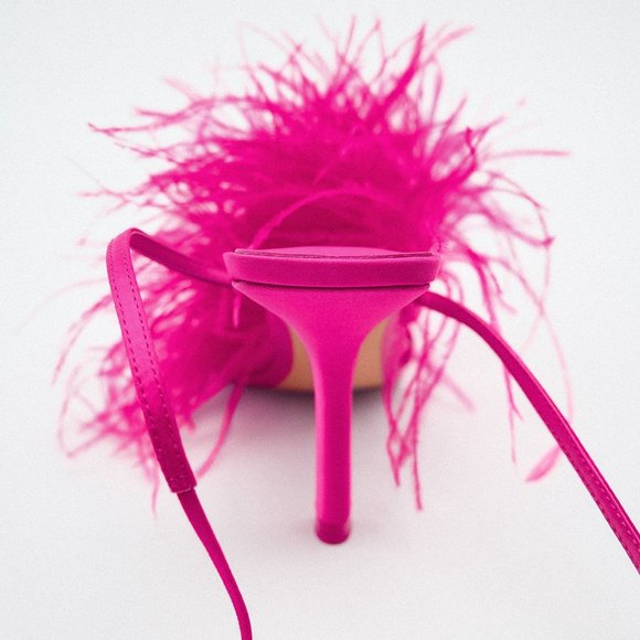 BLOGGER'S FAVE! Zara Feathered High Heels Sandals NWT - Picture 16 of 17